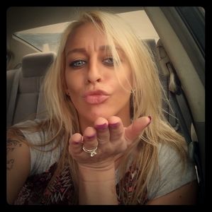 Meet your Posher, Kaitlin